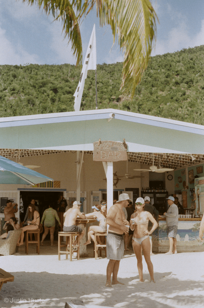 bvi-justin-hunte-justdasuede-in-parentheses-crowds-volume-5